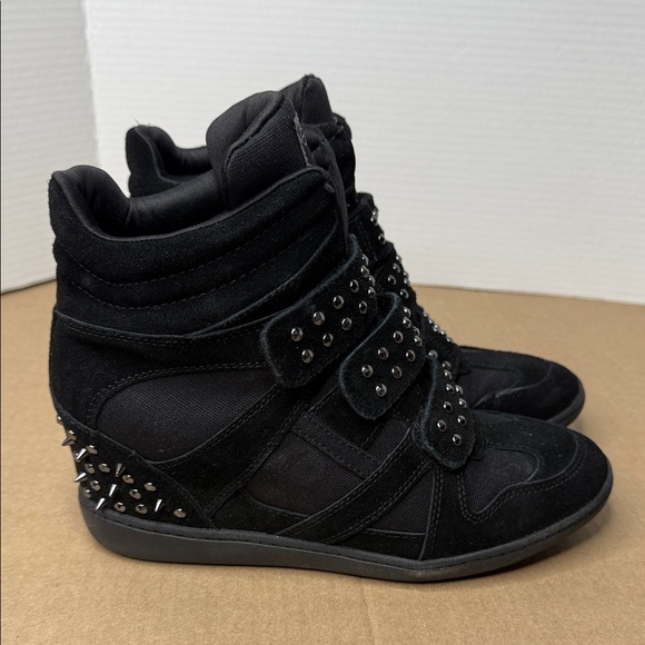 Skechers Black High-Top Sneakers with Studded Straps - Picture 2 of 5